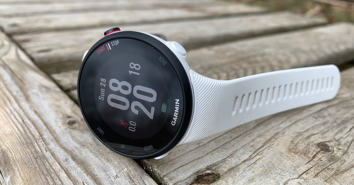 Garmin Forerunner 45S Wants to Do a Lot on a Budget and Mostly Succeeds  [Review]