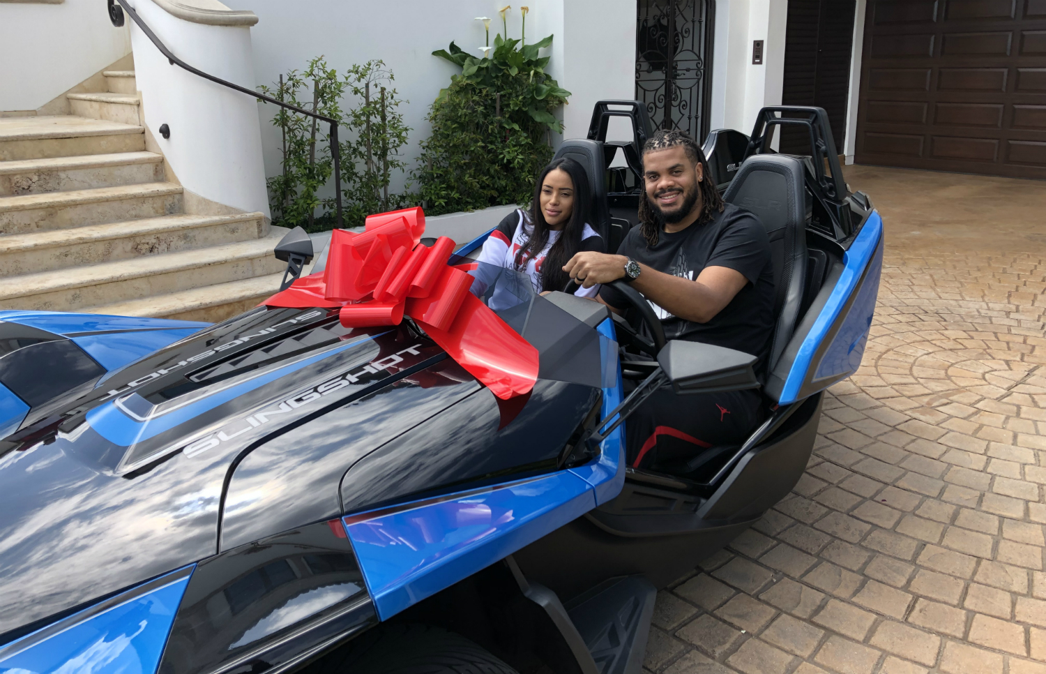 dodgers pitcher kenley jansen gave wife gianni polaris slingshot for mothers day and hansen 03