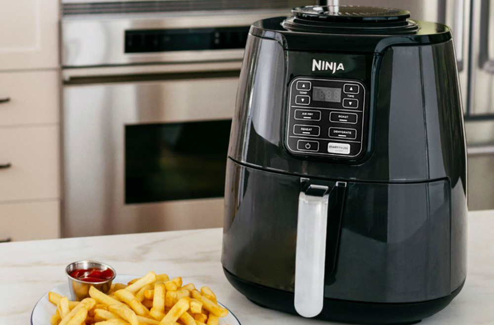 best buy drops air fryer prices from power ninja cuisinart and philips  4 qt digital