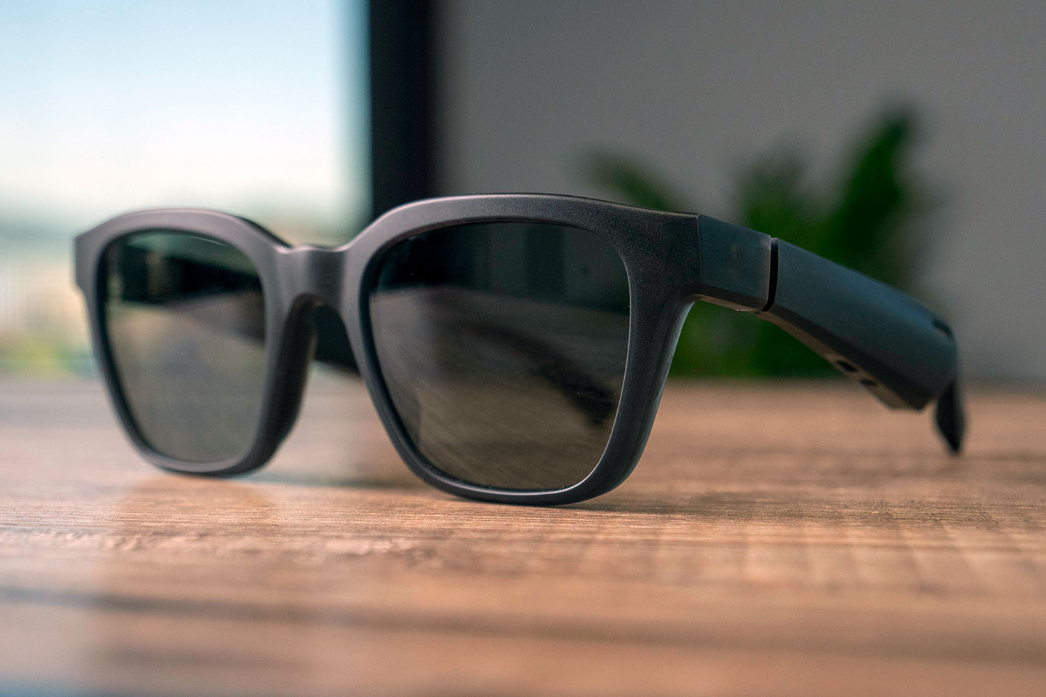 Bose Frames Review | Limited Applications, Brilliant Potential