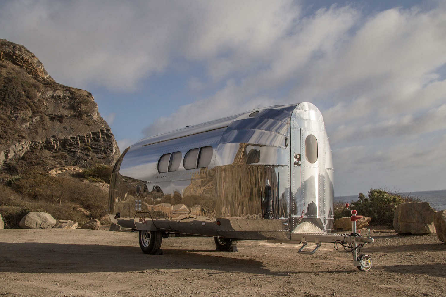 clark gable fave airstream inspiration road chief update for off grid luxury bowlus endless highways edition 9