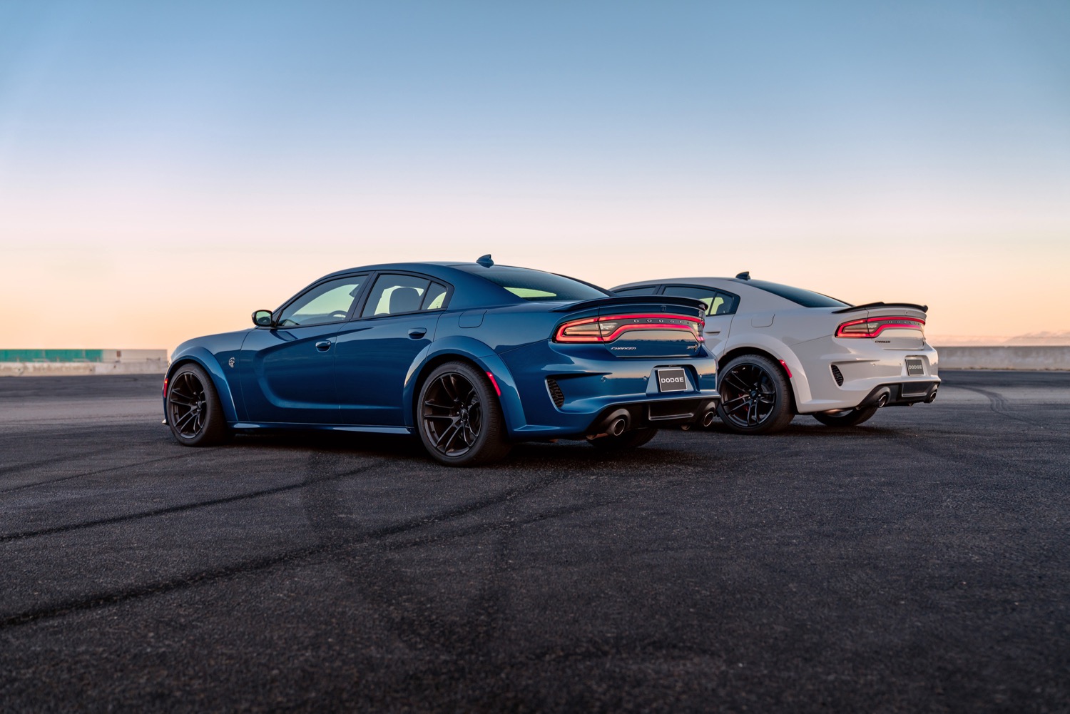 2020 dodge charger srt hellcat widebody and scat pack  front rear