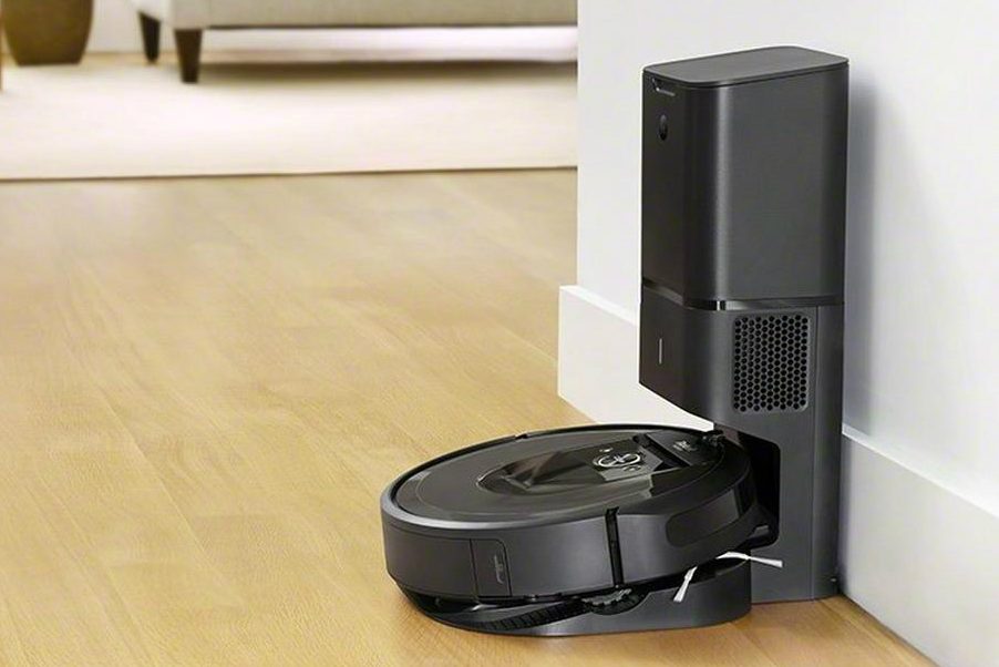 irobot slashes 150 off i7 best roomba robot vacuum that empties itself  2