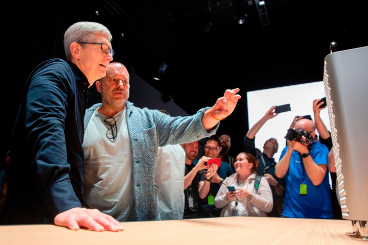 Jony Ive (right) and Apple CEO Tim Cook take a look at the new Mac Pro screen