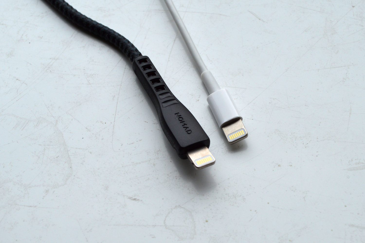 eu standard chargers apple lightning nomad cable 2