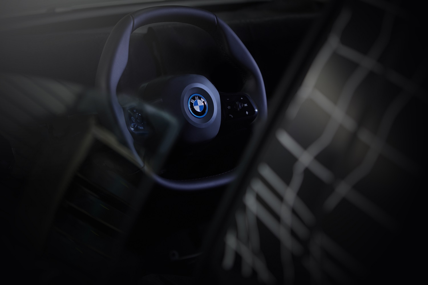 bmw inext will be an electric autonomous connected tech flagship polygonal steering wheel