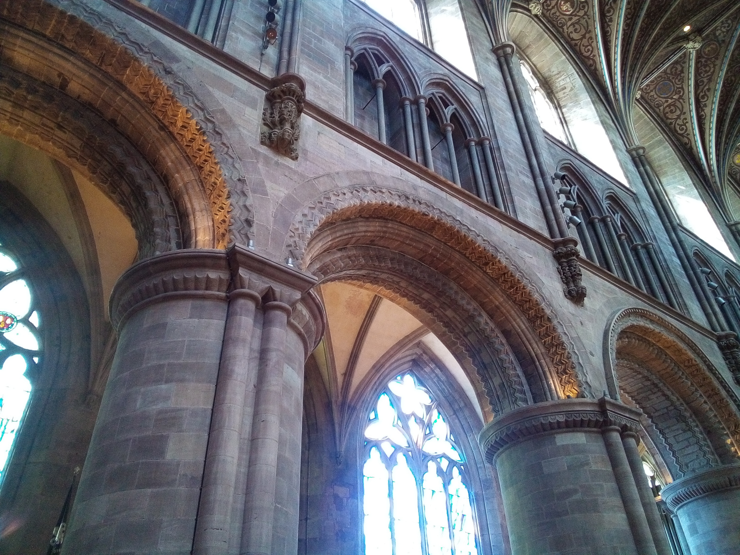doogee s40 review camera sample cathedral interior