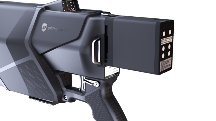 this compact drone gun can down a rogue quadcopter at 500 meters dronegun mkiii  3