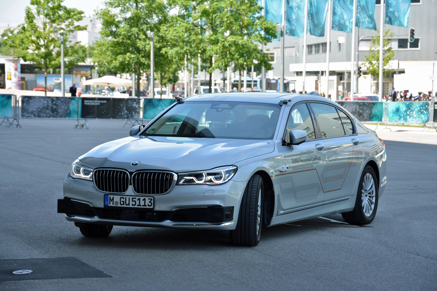 BMW autonomous 7 series