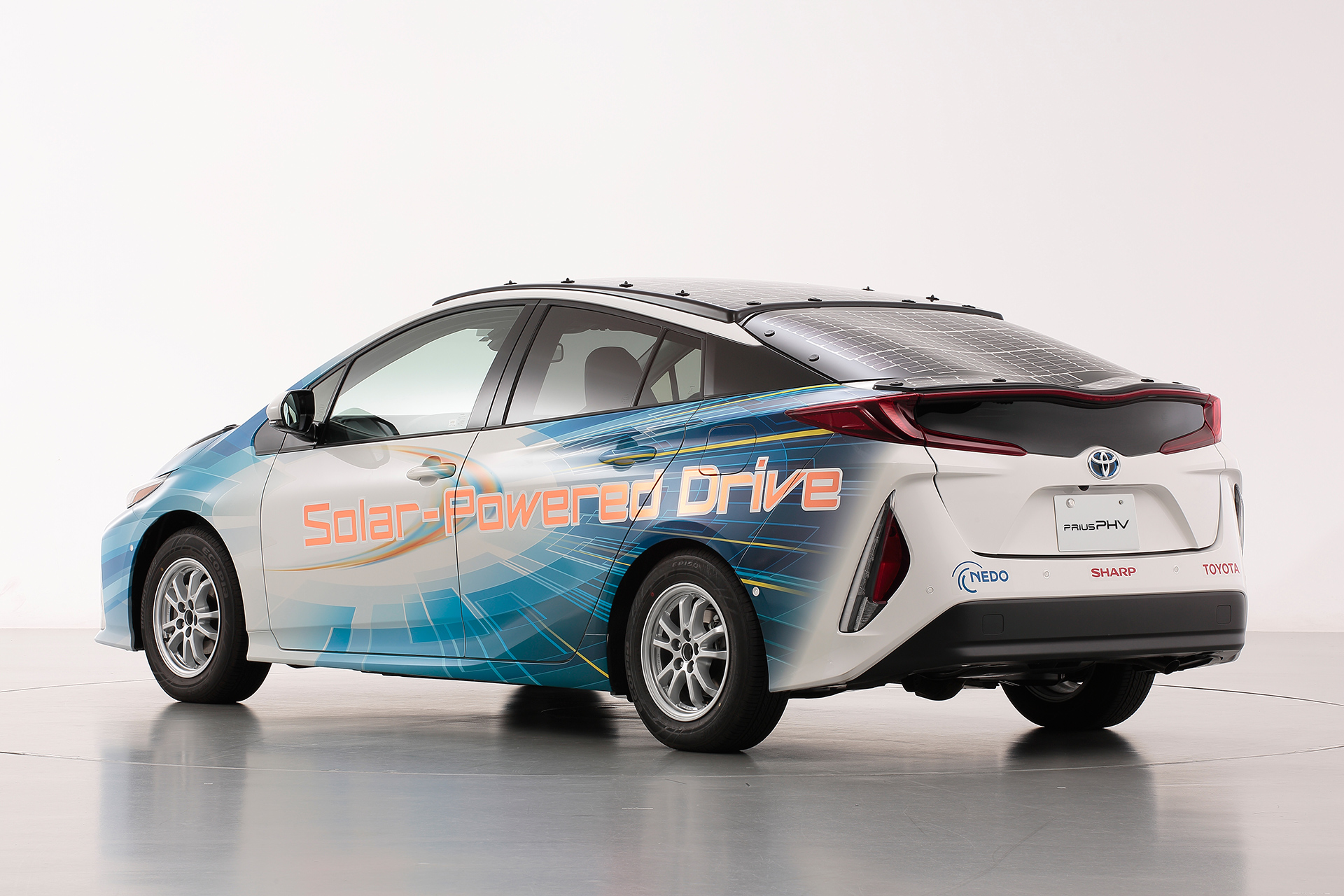 toyota has covered a prius in solar cells to add 27 miles its range 3