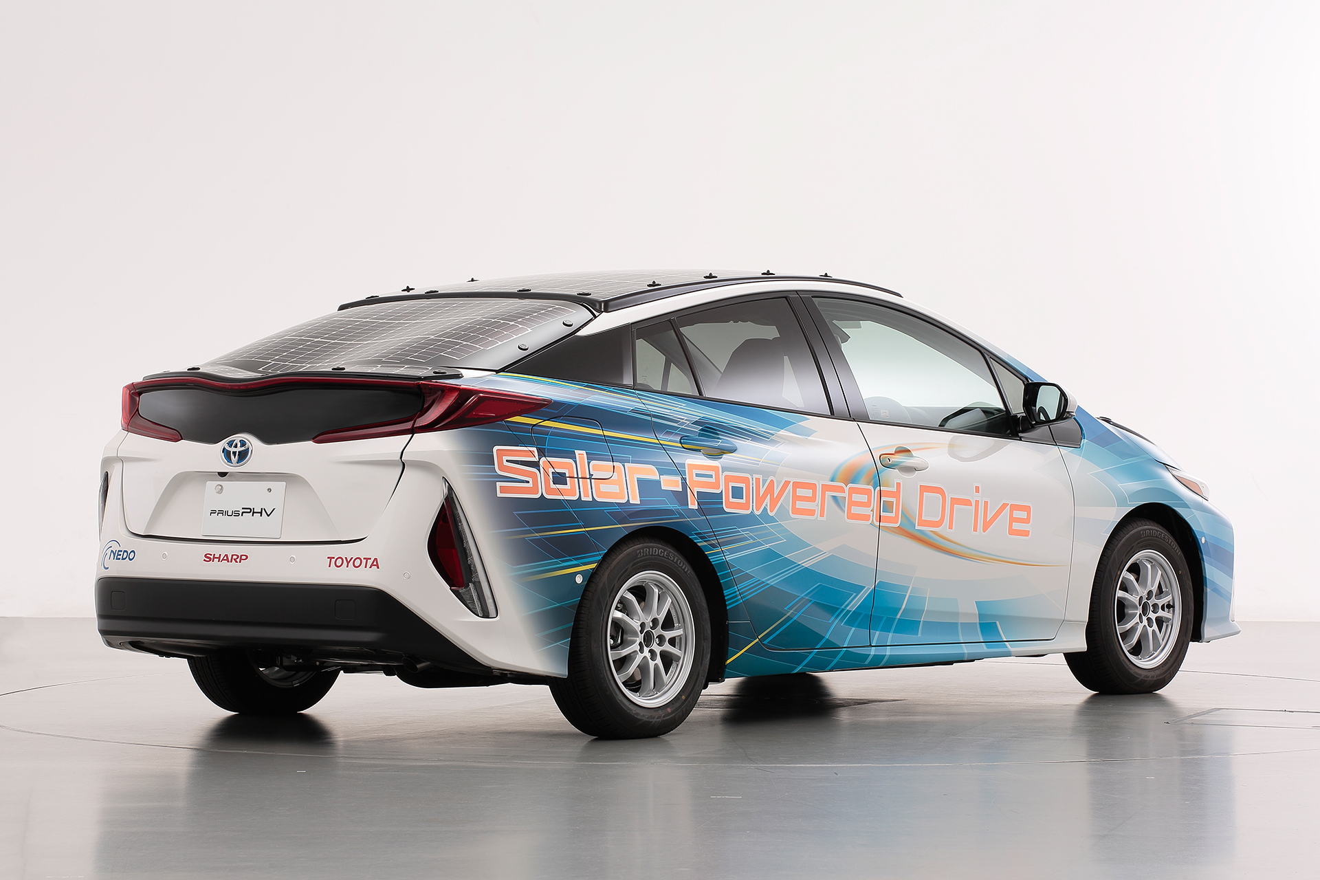 toyota has covered a prius in solar cells to add 27 miles its range 5