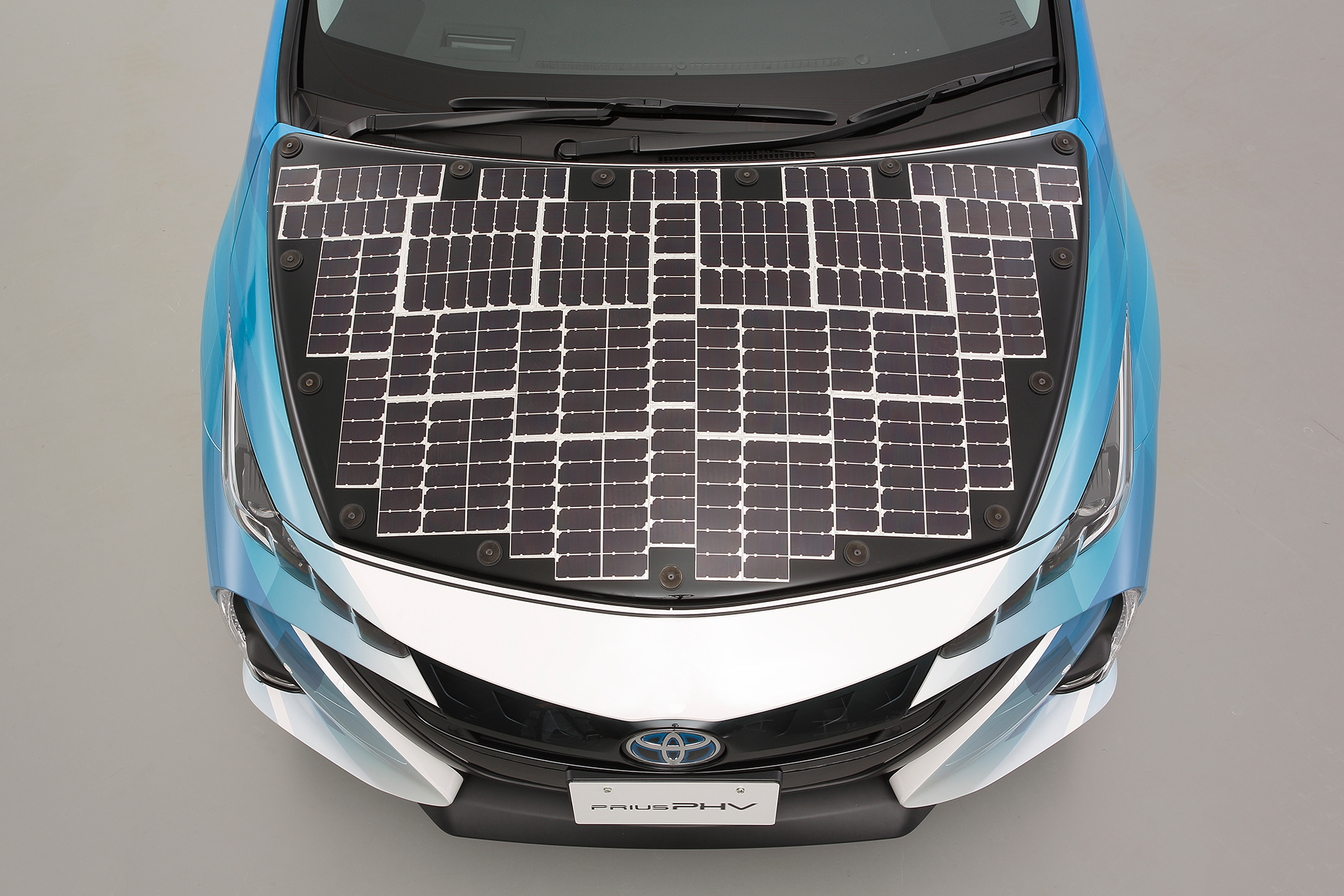 toyota has covered a prius in solar cells to add 27 miles its range 9
