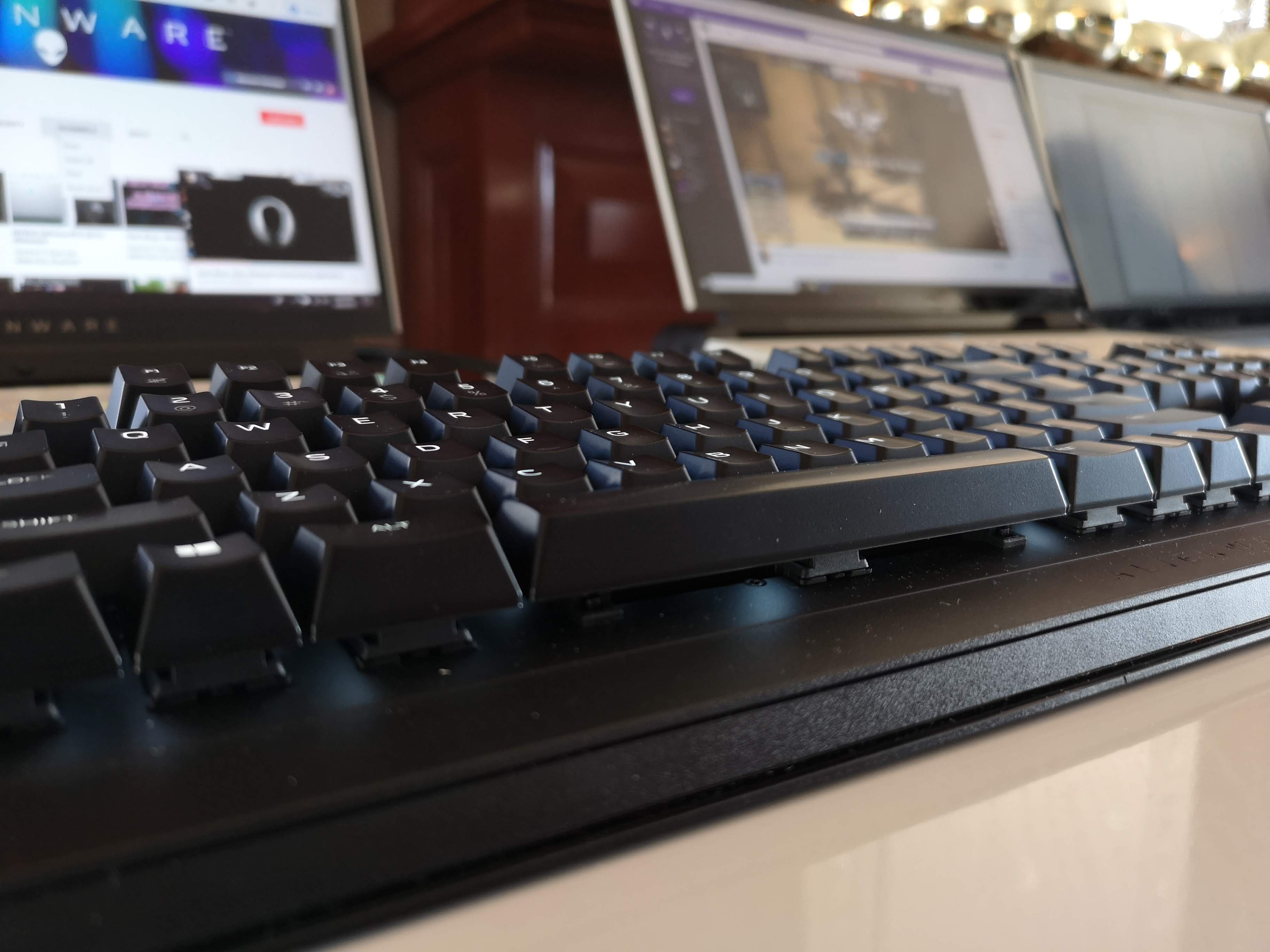 Dell Brings Alienware's "Legendary" Design to Gaming Mice, Keyboard ...