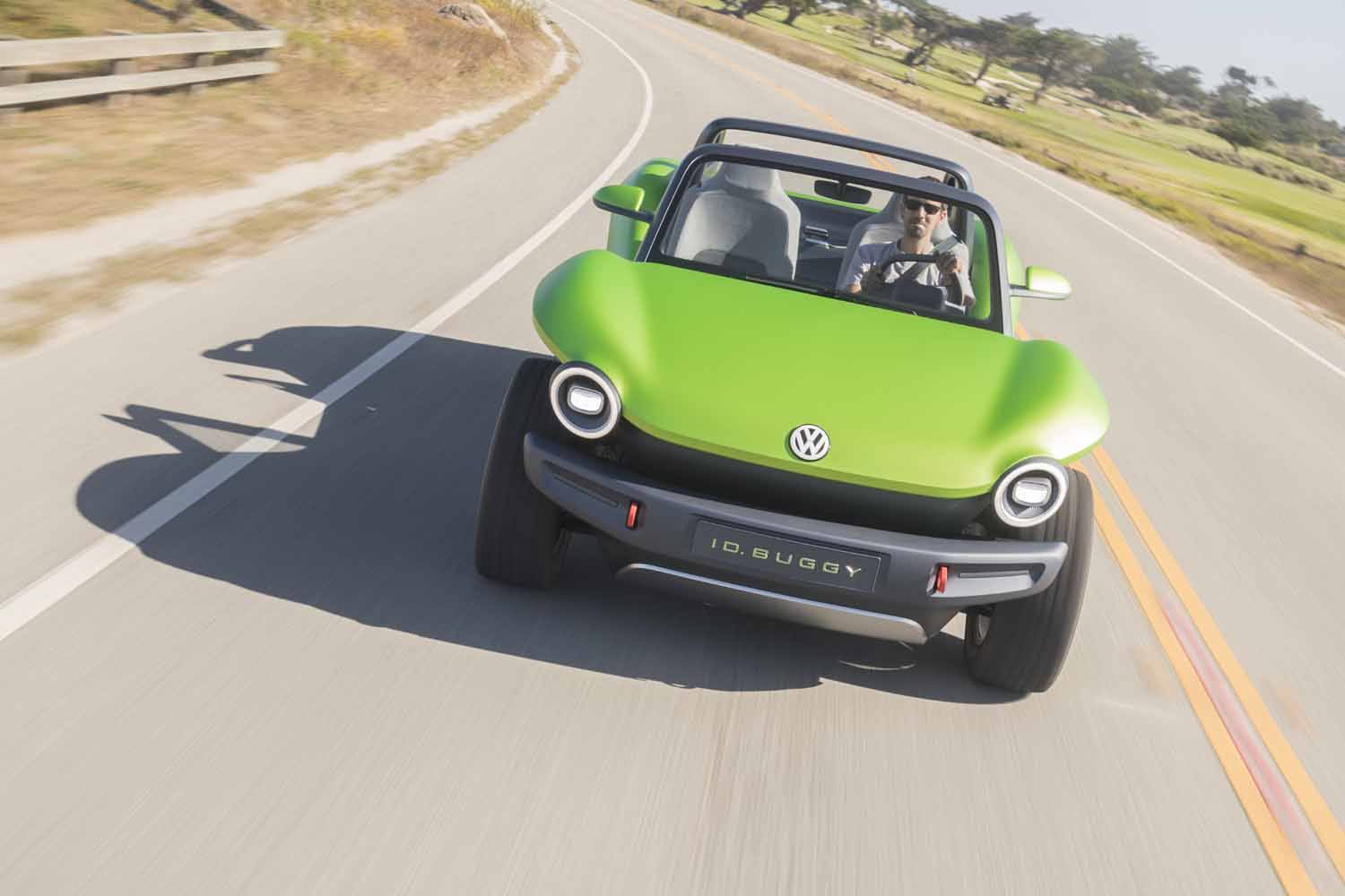 volkswagens electric dune buggy could reach production vw id rg 2