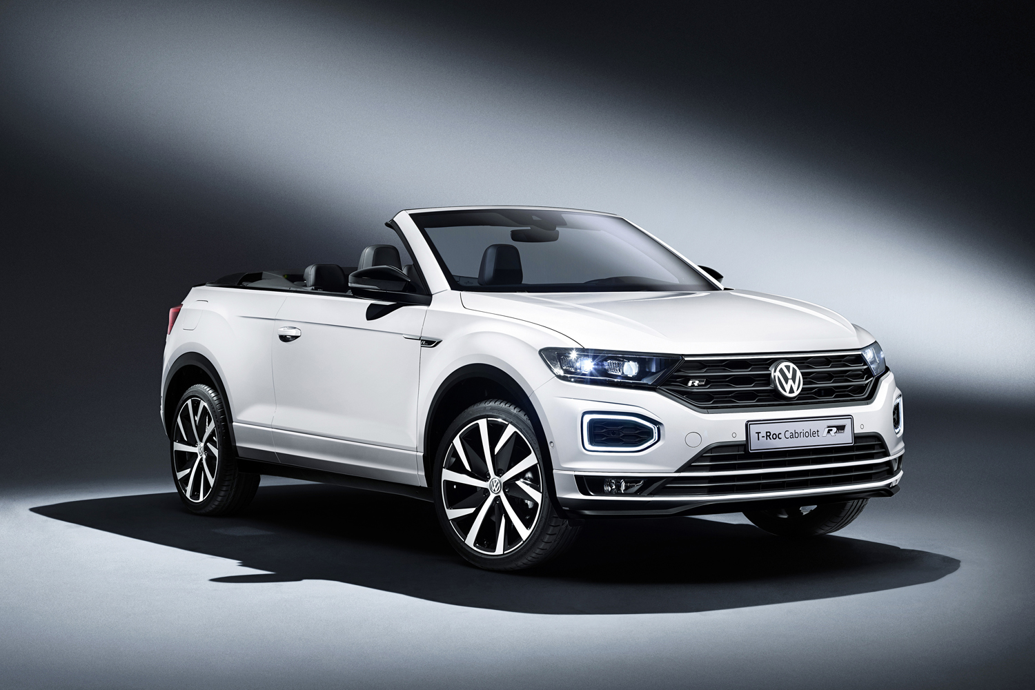 volkswagen introduces 2020 t roc cabriolet convertible suv the new