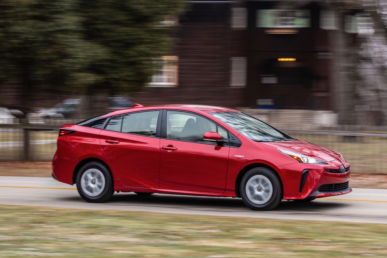 2020 toyota prius pricing and specs