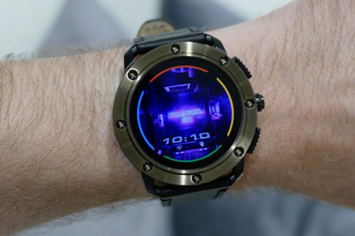Diesel On Axial Hands-on Review: A Wild Yet Unique Smartwatch 