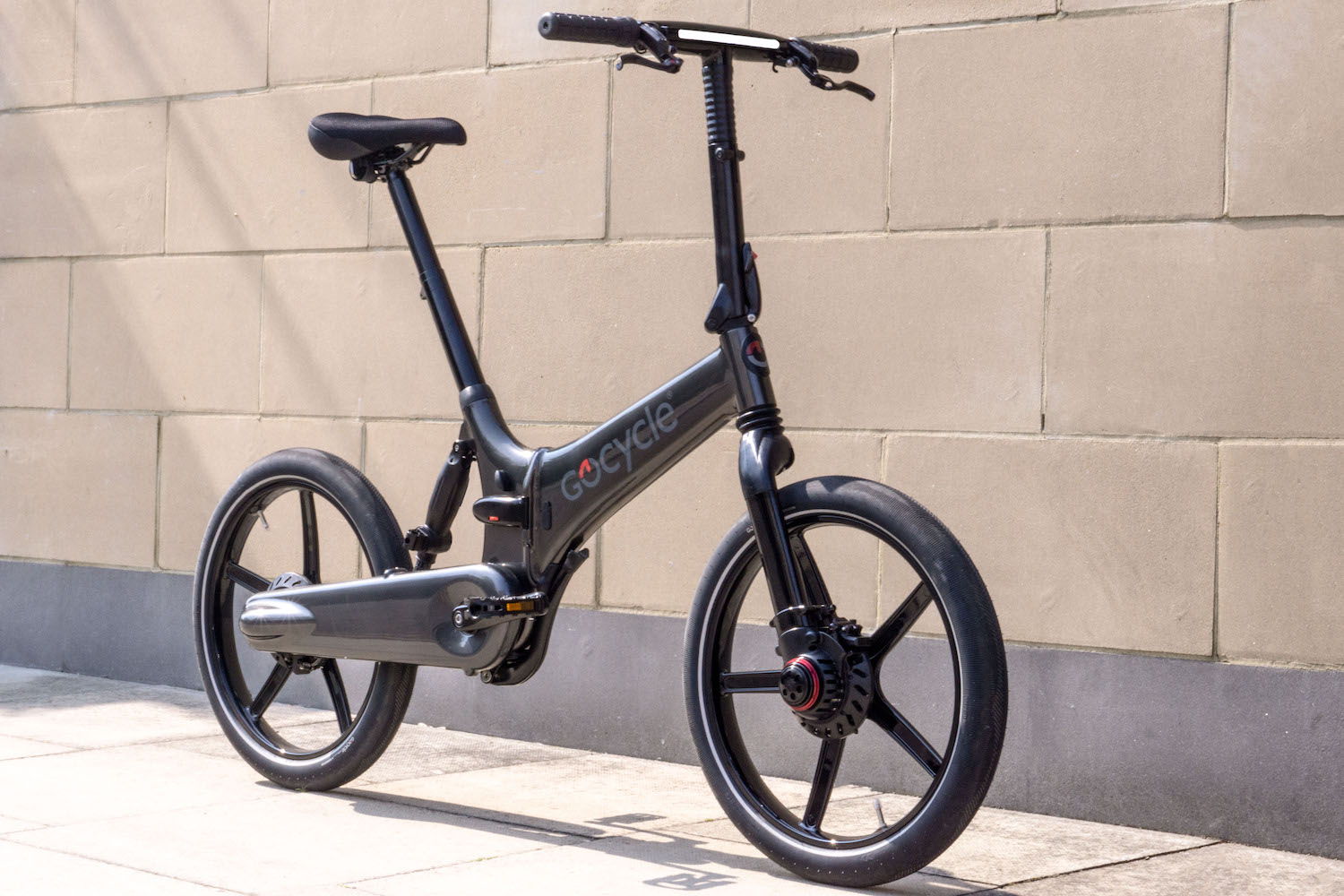 gocycles new gxi electric bike can fold away in a mere 10 seconds gocycle 1