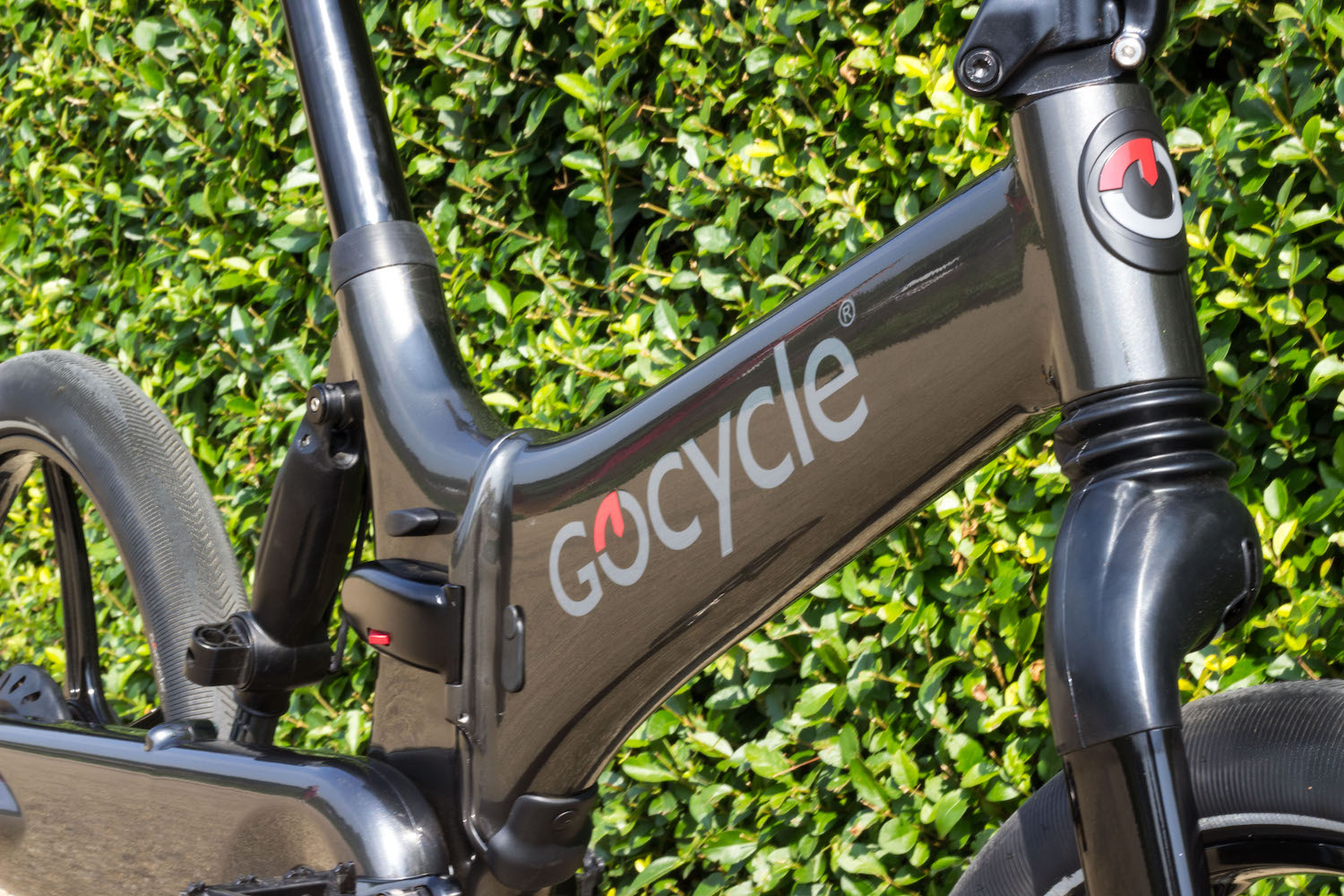 gocycles new gxi electric bike can fold away in a mere 10 seconds gocycle 5