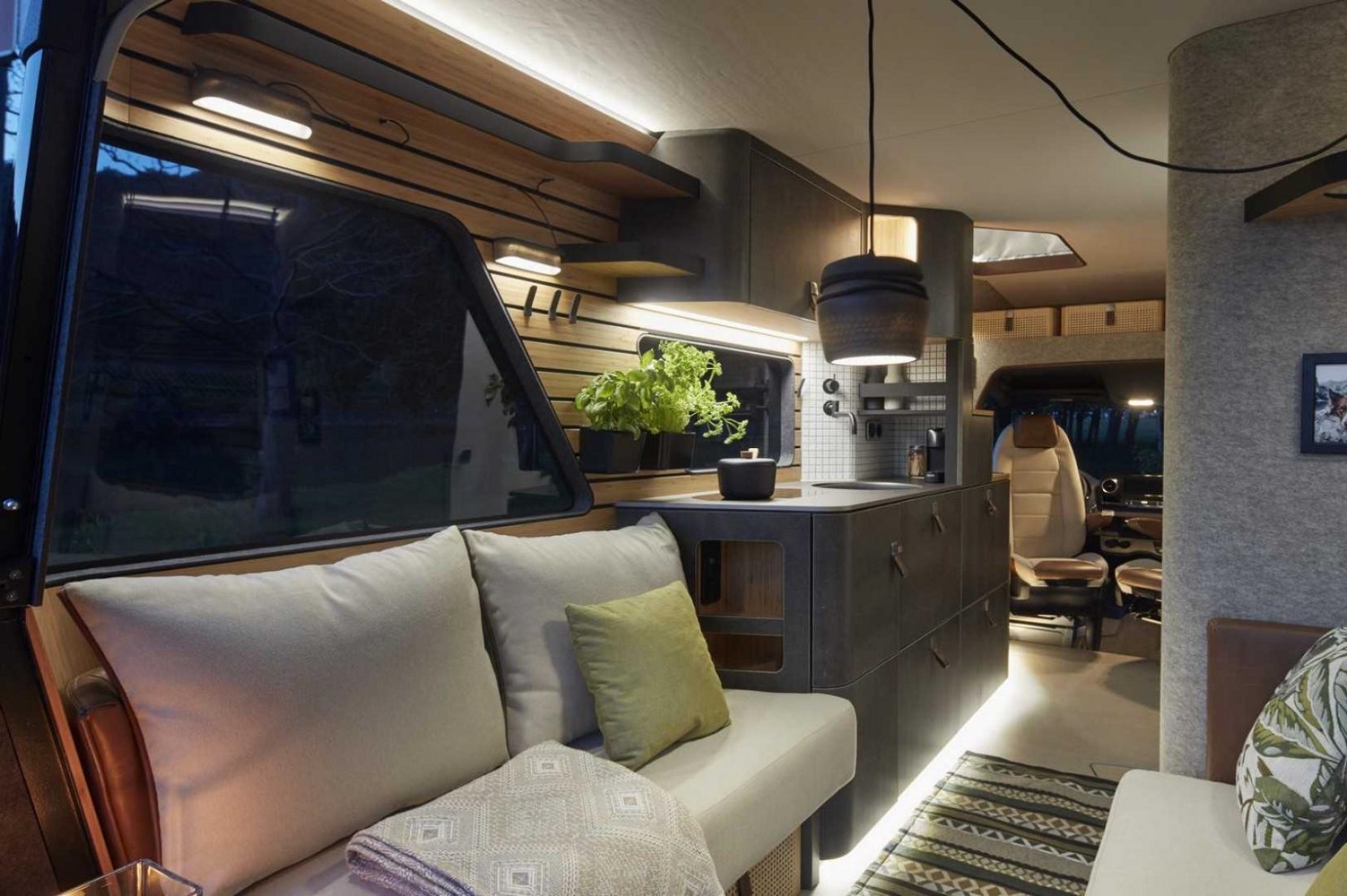 hymer visionventure concept previews the camper van of 2025 vision venture 11