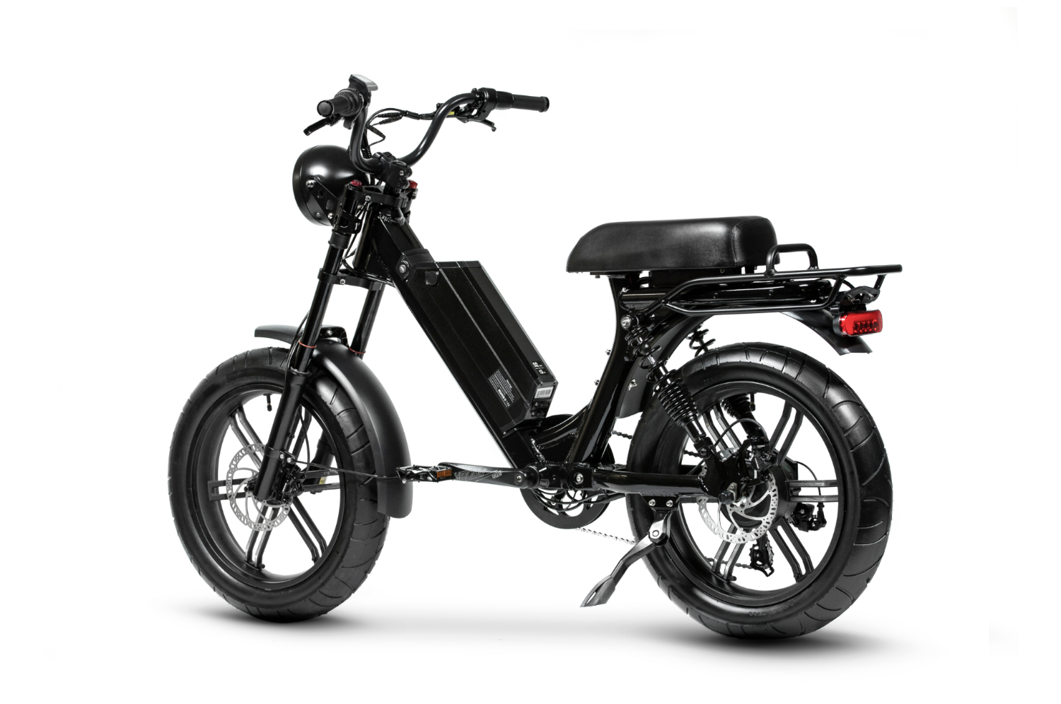 juiced bikes scorpion moped style e bike packs performance safety and comfort 02