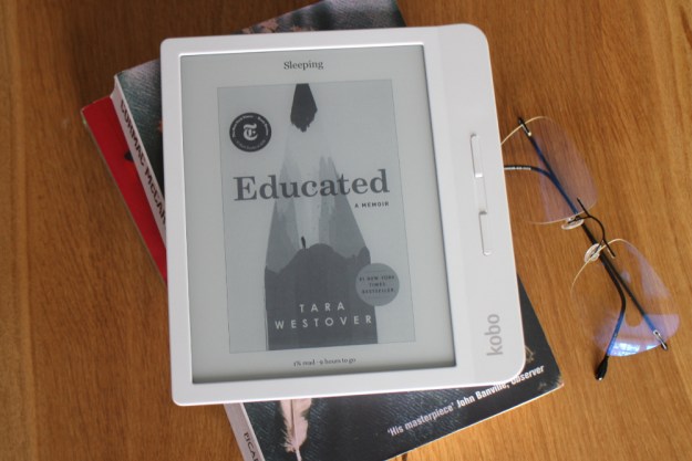 Kobo Libra H20 Review: Can It Beat 's Kindle Oasis?