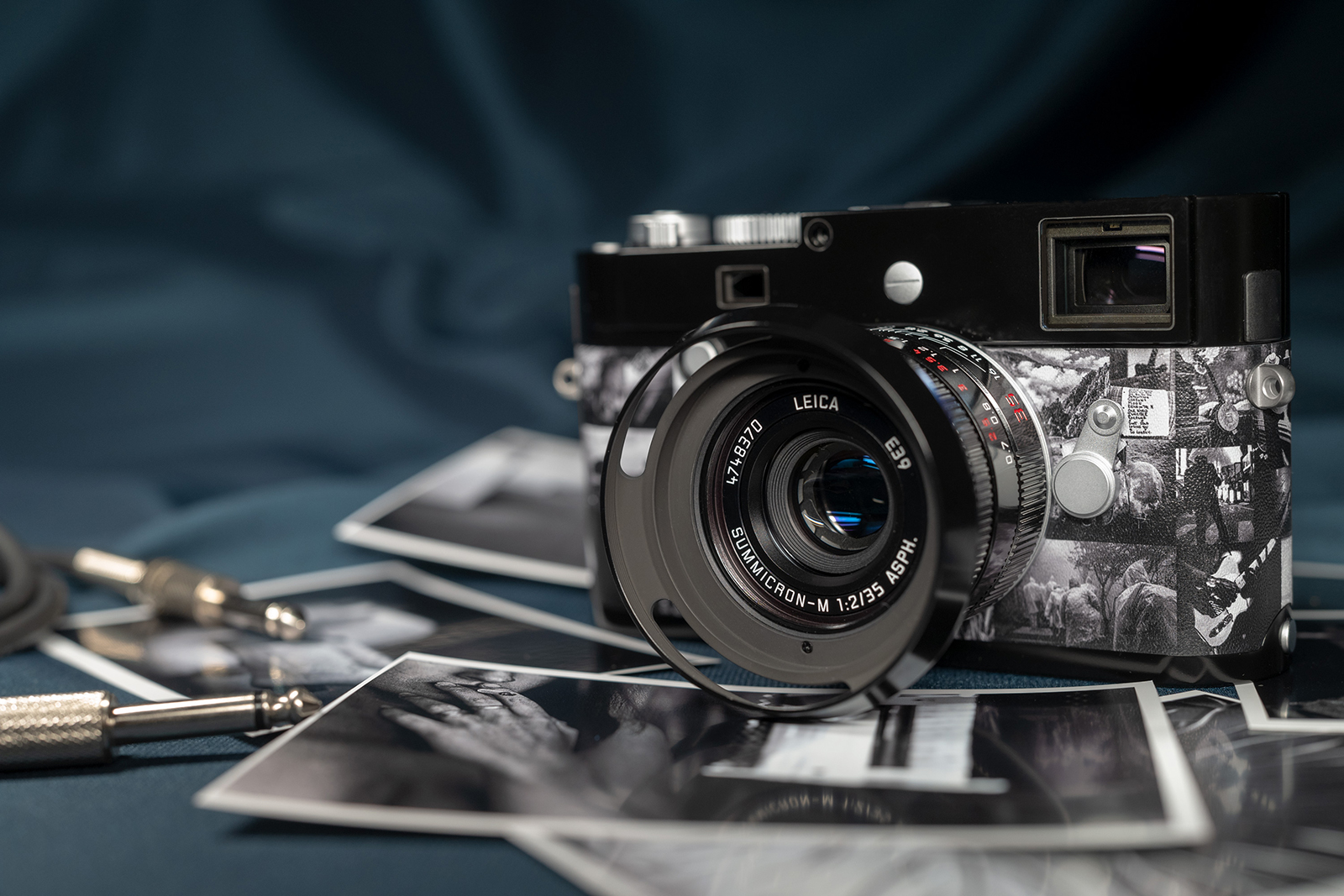 leica m monochrom signature special edition mono a summers blue ambient
