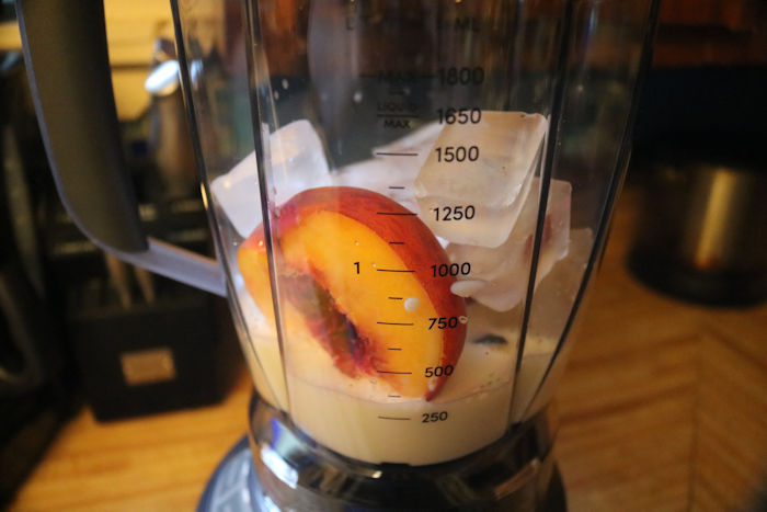 NutriBullet Blender Combo Review: The Smoothie King is at it Again