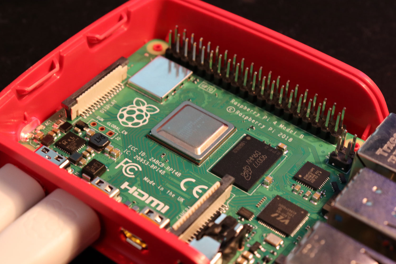  What is a Raspberry Pi and what can I do with it in 2022?