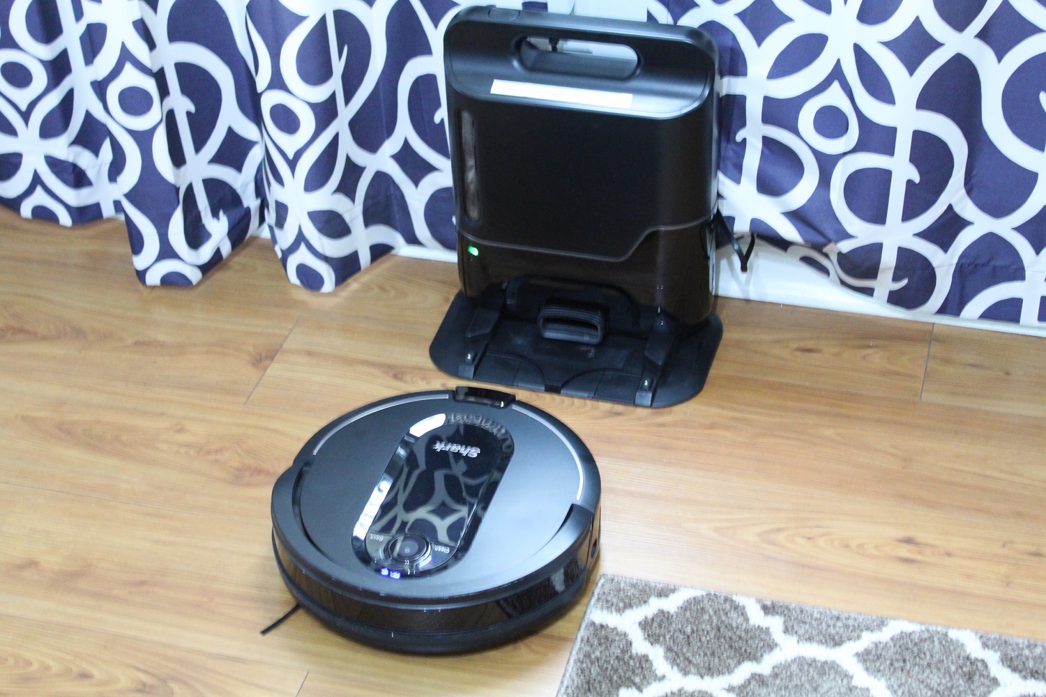 monarki øve sig blåhval Shark IQ Robot R101AE Self-Emptying Robot Vacuum Review | Digital Trends