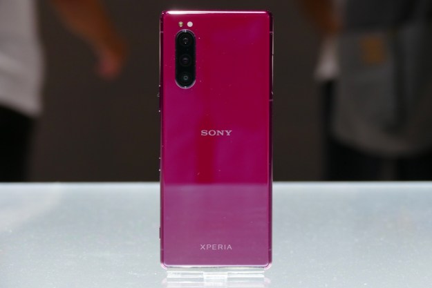 sony xperia 5 review red