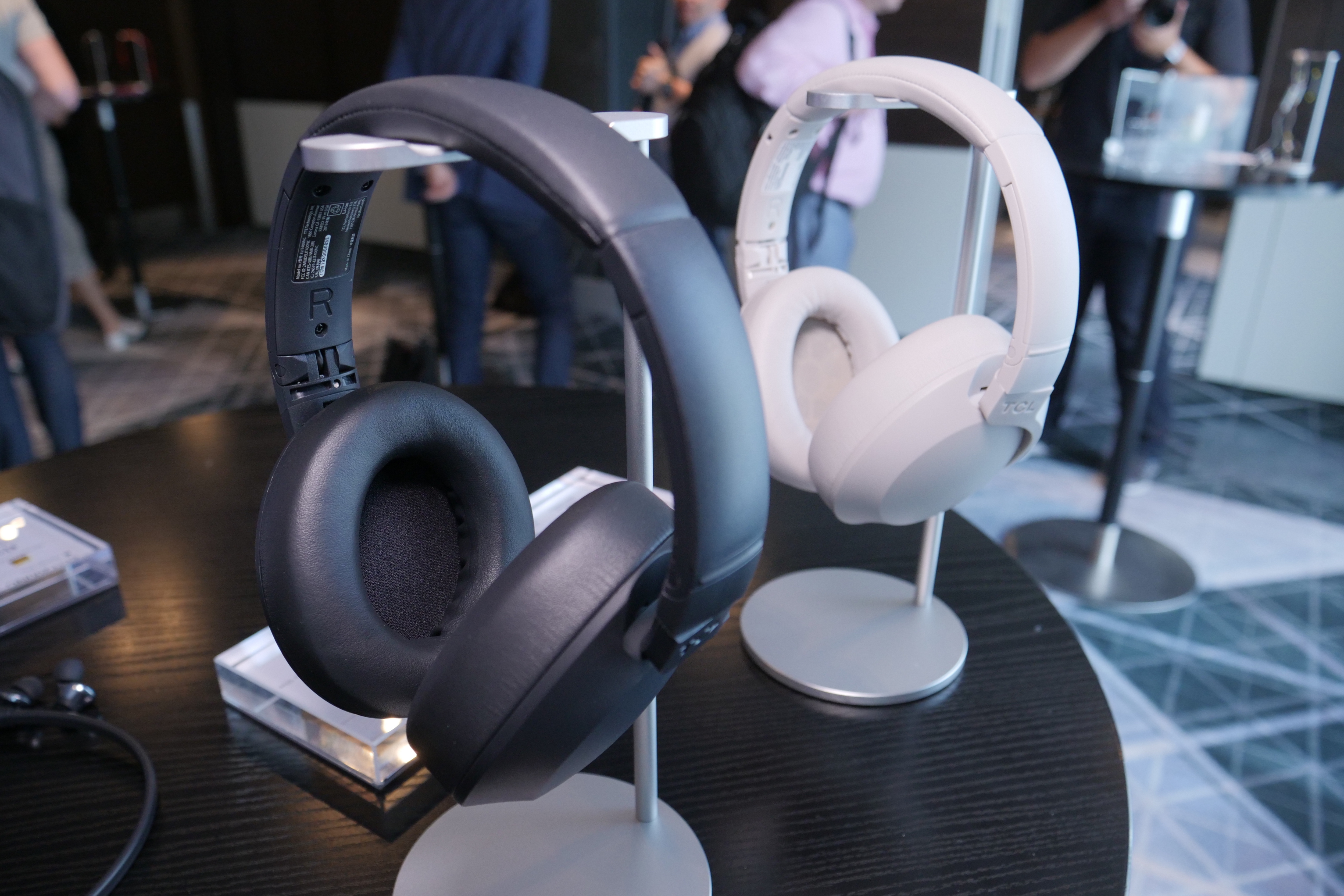 tcl noise canceling true wireless headphones ifa 2019 anc headphone 2