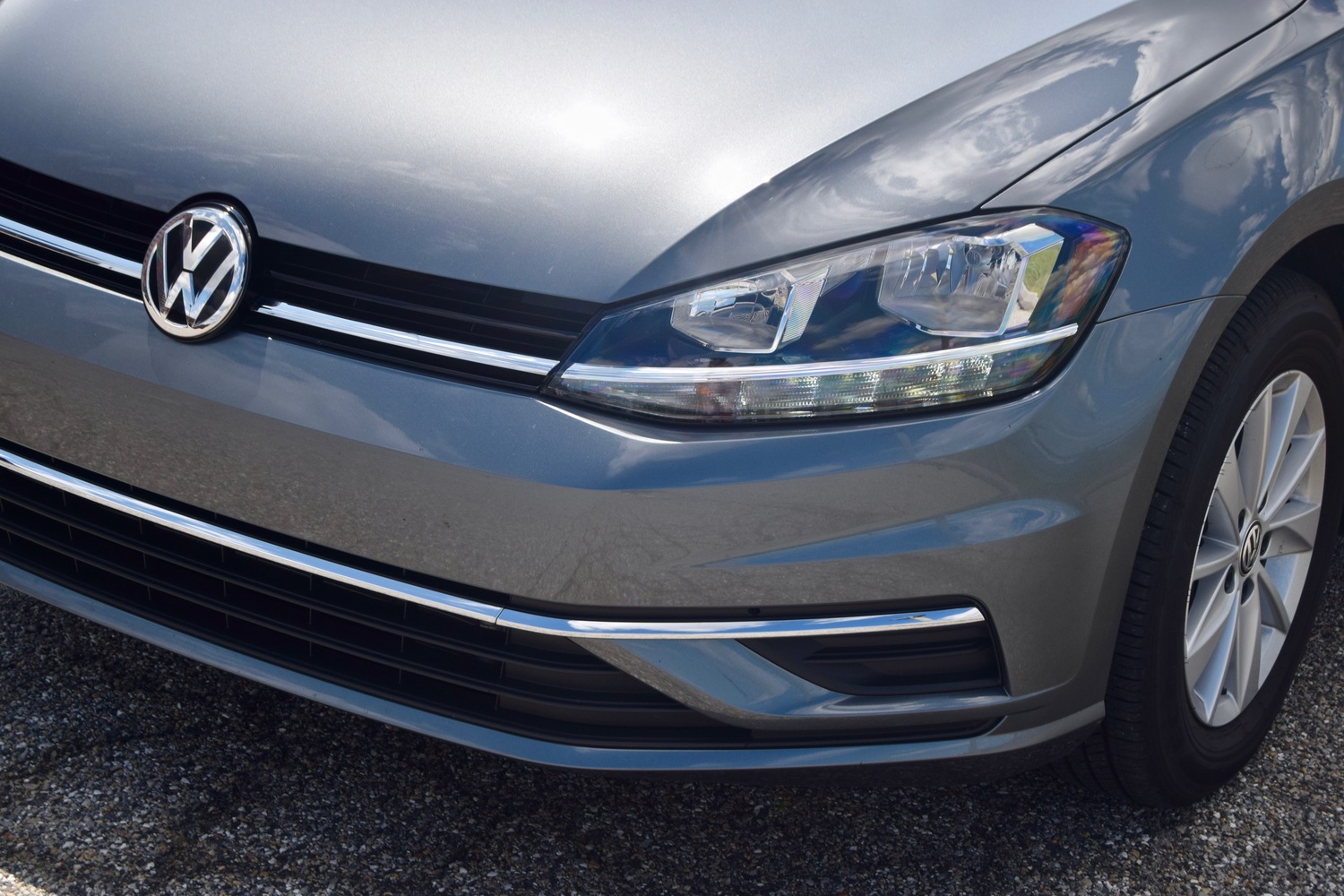 tieners mezelf handig The 2019 VW Golf S Review: A Fun Hatch That Can Do Everything | Digital  Trends