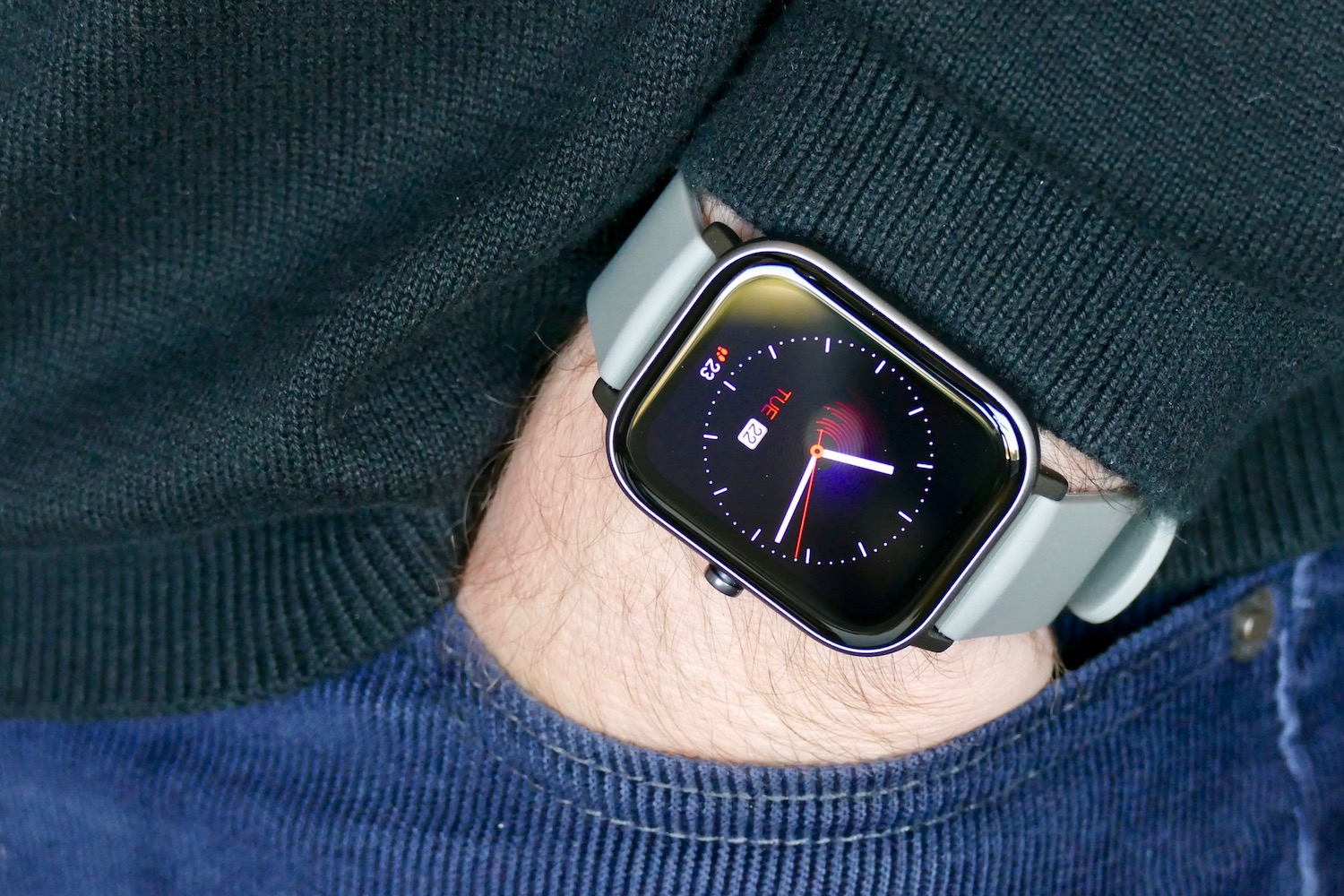 Amazfit GTS Review: Apple Watch Looks, But Not Apple Software