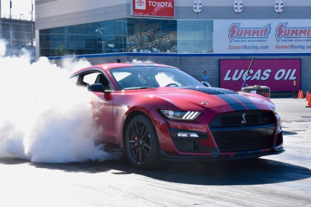 2020 Ford Mustang Shelby GT500 burnout