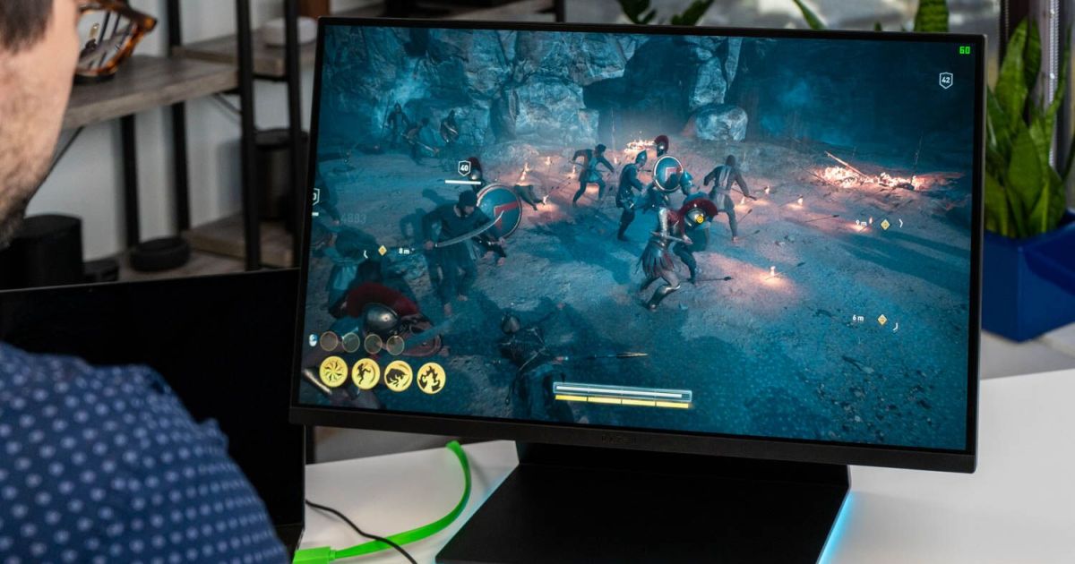 This Razer 27-inch QHD gaming monitor is a steal at 50% off