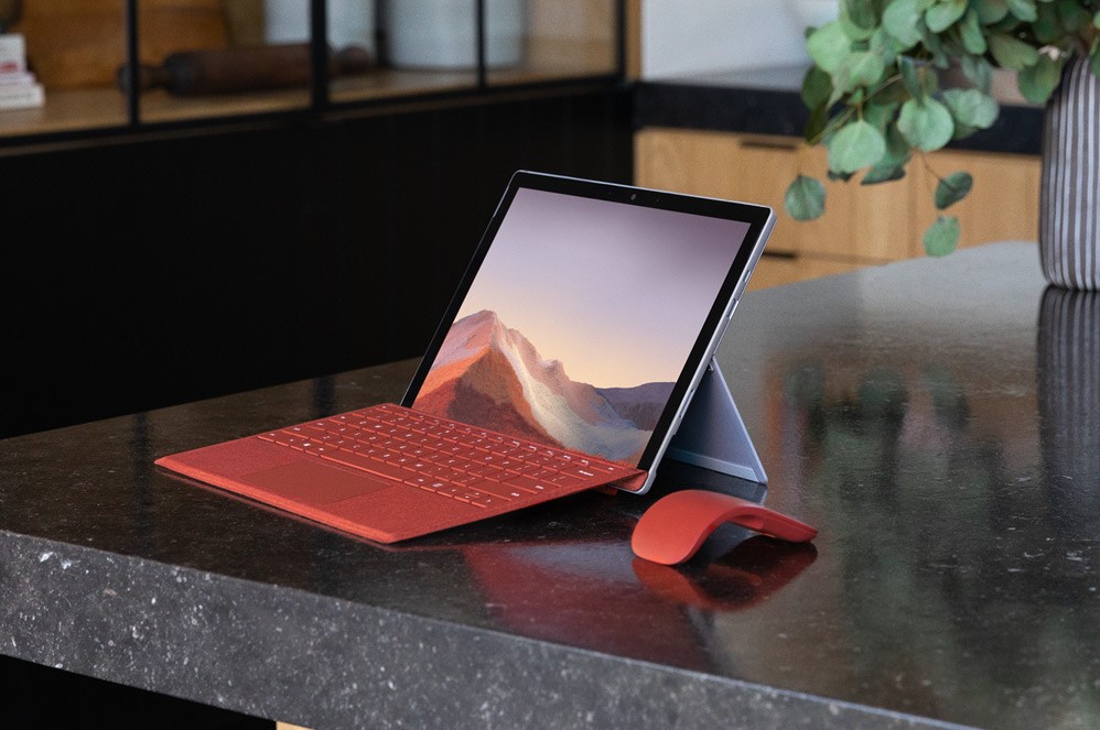Surface Laptop Go 3 vs. Surface Pro 7+ - Vimarsana News