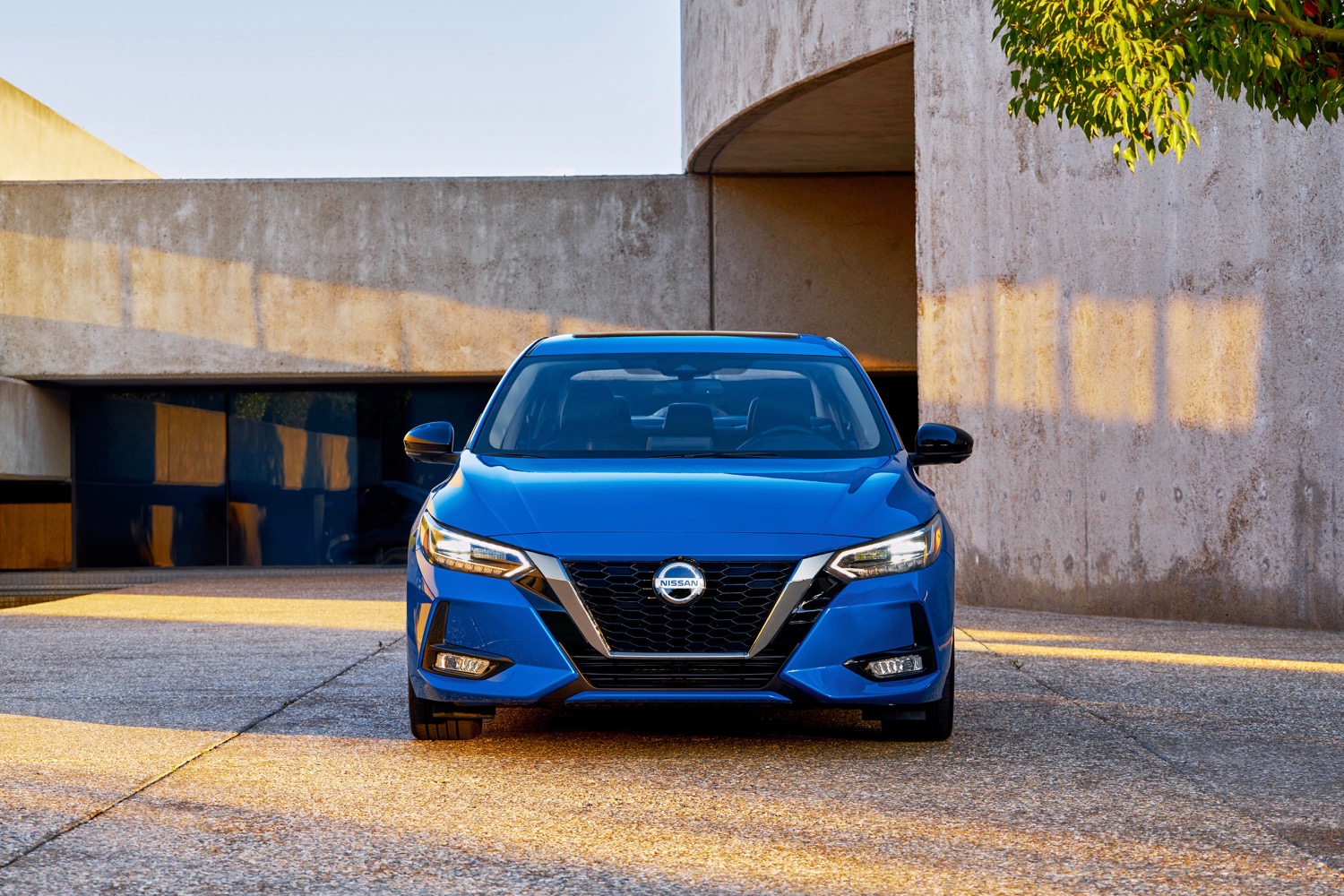 2020 nissan sentra revealed at 2019 los angeles auto show