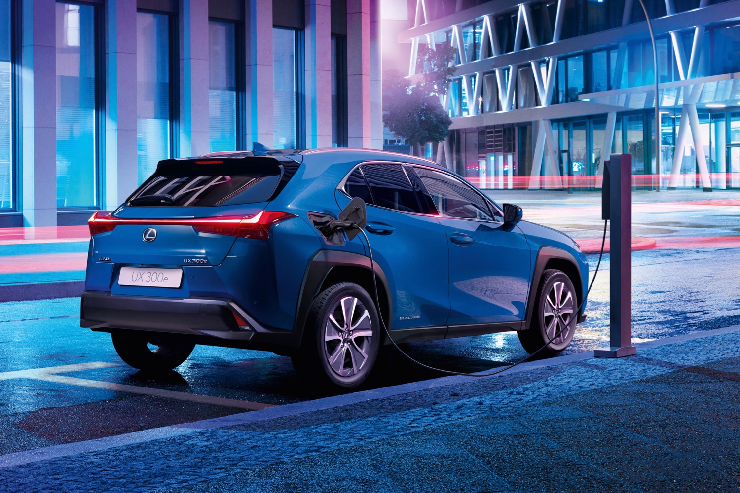 lexus ux 300e electric car unveiled in china