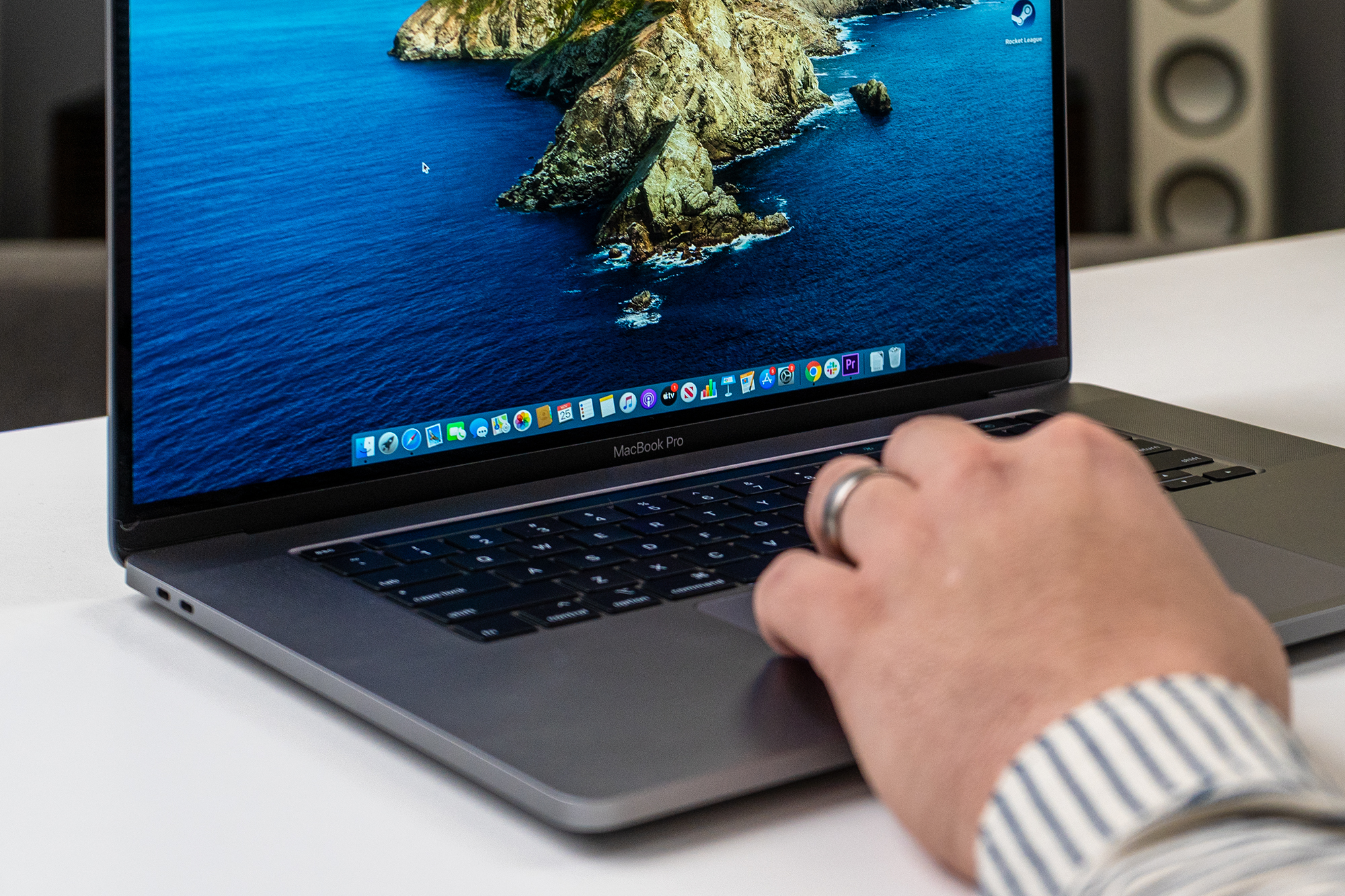 Apple's 'Force Touch' Trackpad Fools Users Into Feeling Clicks