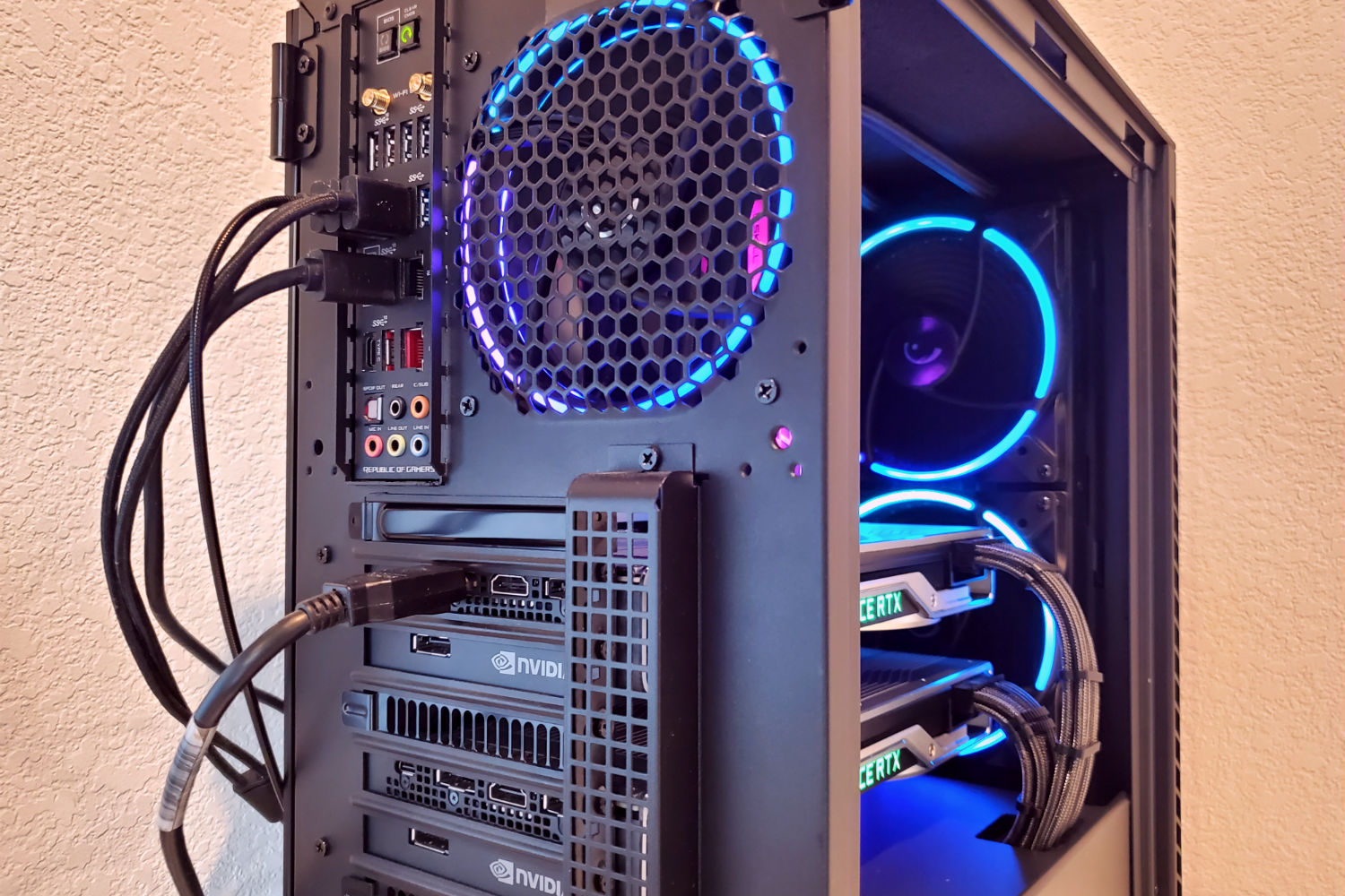 Falcon Pc Falcon Northwest Talon Review: Built Like a Tank, Drives Like a Ferrari ...