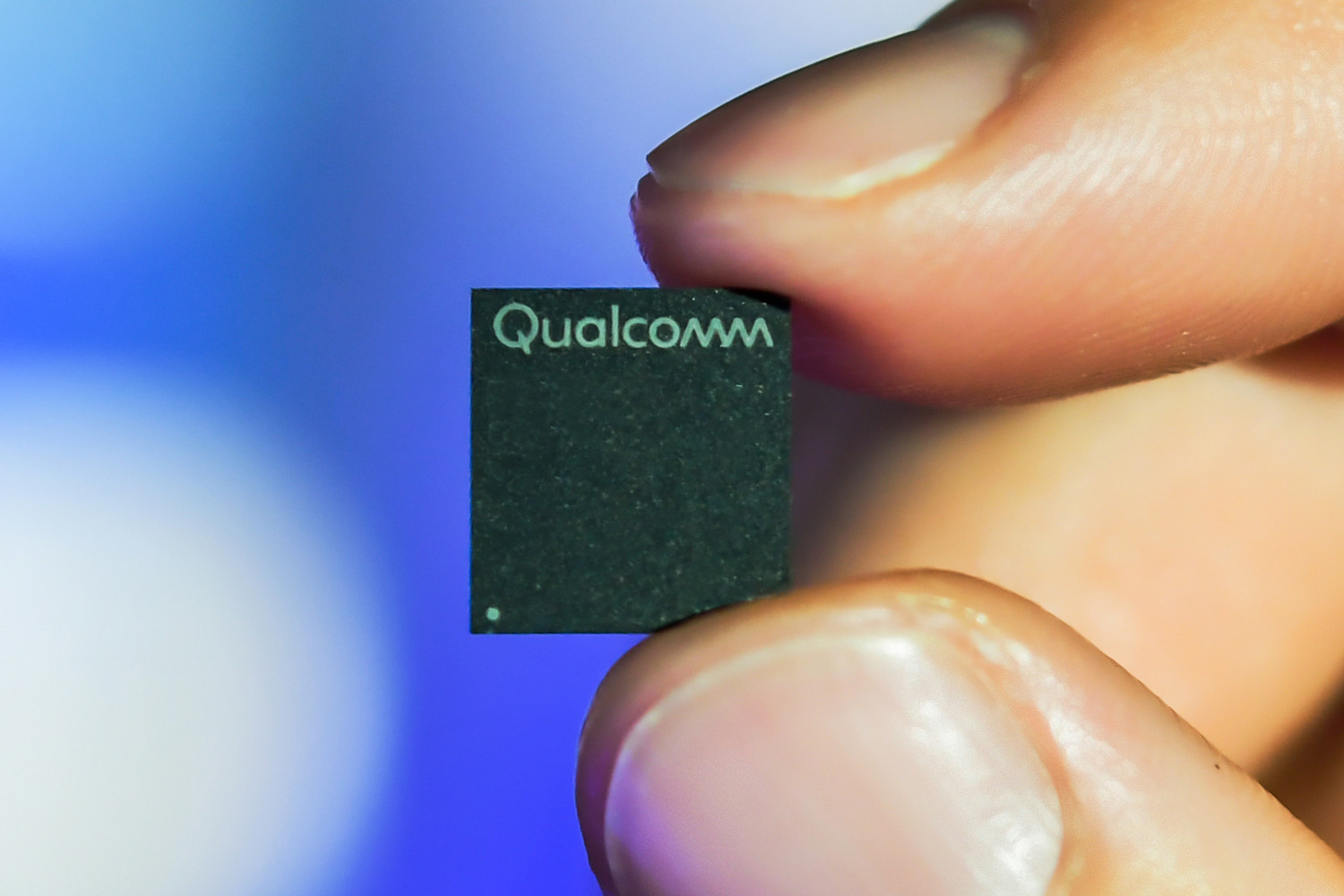 Qualcomm finally has an answer for Apple's M2 coming to PCs - Vimarsana News