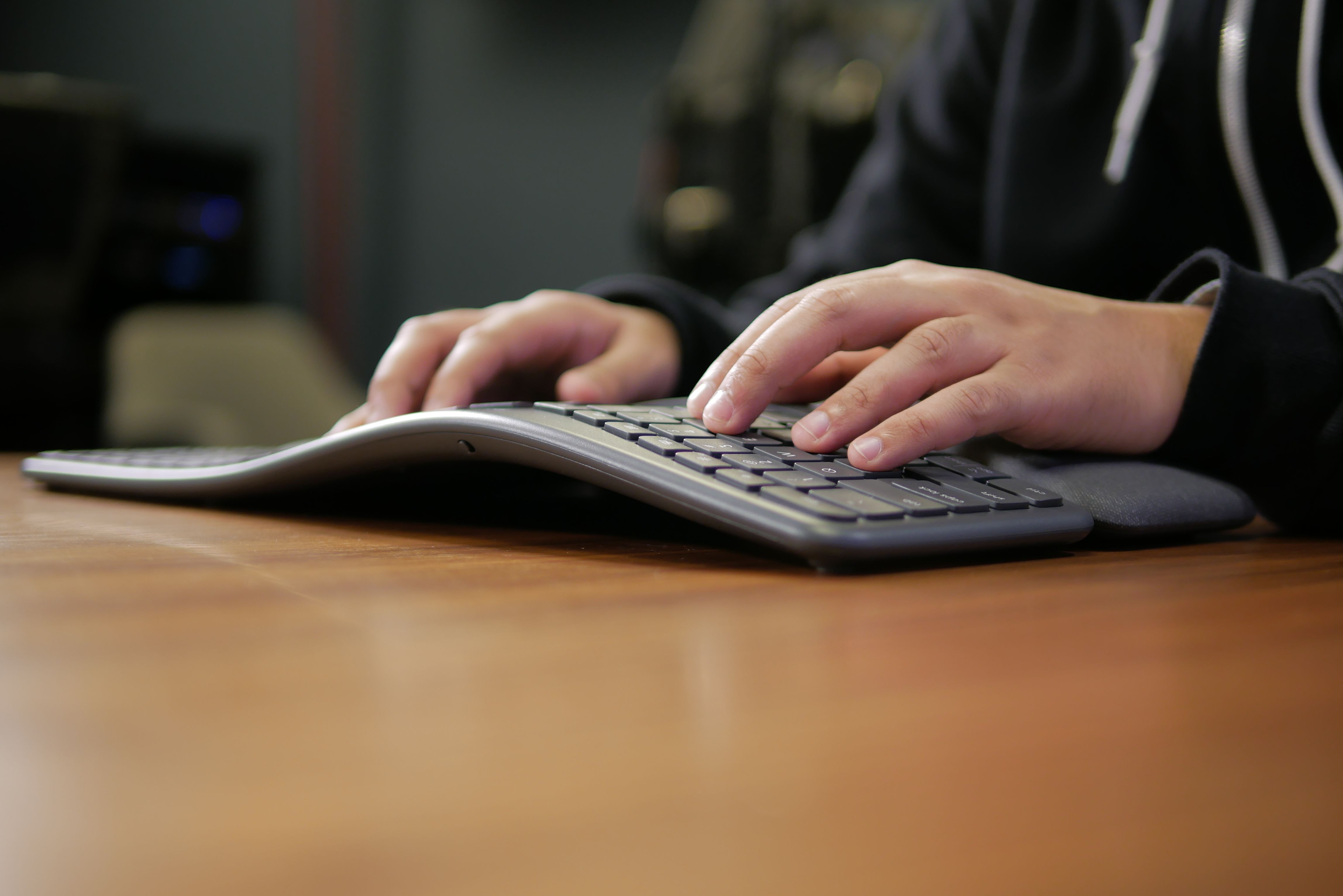Common keyboard problems and how to fix them - Vimarsana News