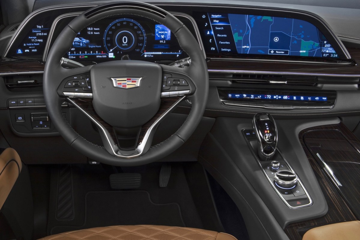 2021 Cadillac Escalade 38-inch screen