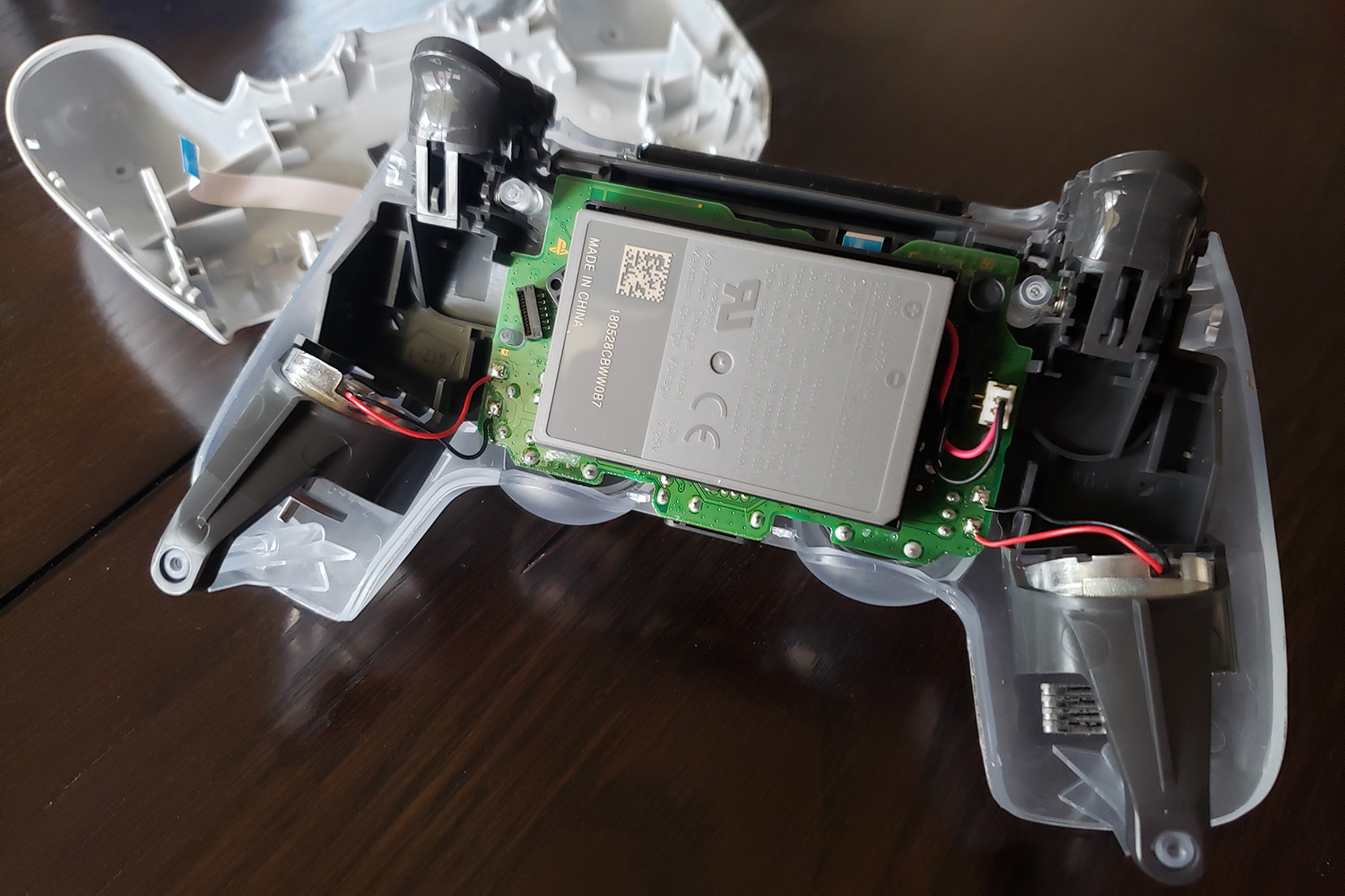 How to Clean Your PS4 Controller | Digital Trends
