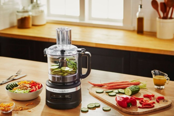 Food Processor vs Blender: What's The Difference?