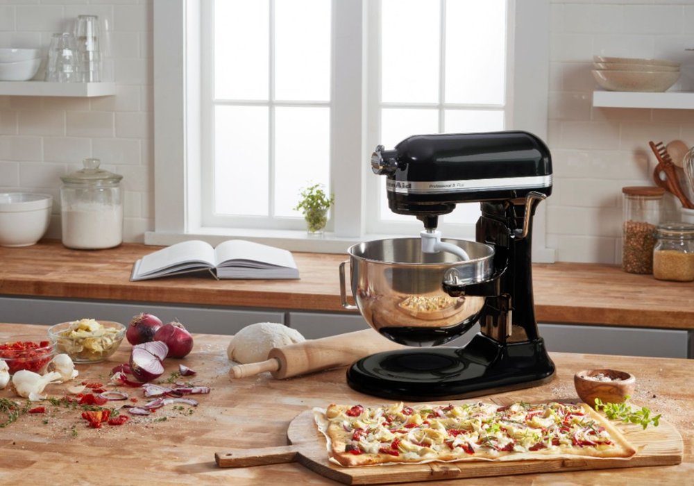Black Friday: Save $90 on a KitchenAid Stand Mixer Today