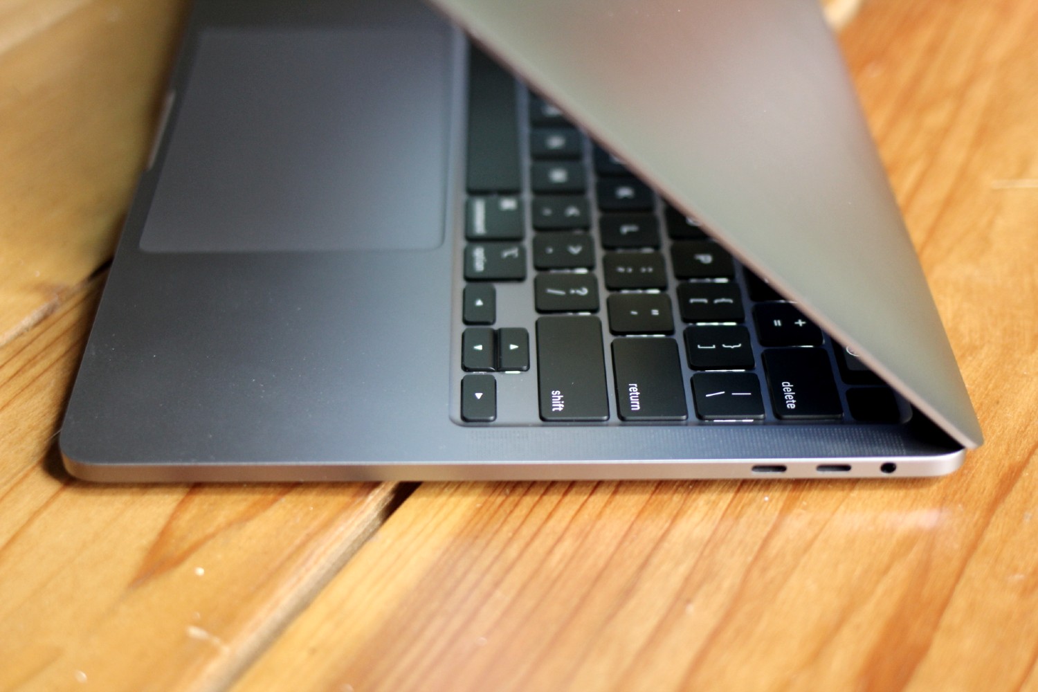 Apple MacBook Pro 13-Inch (2020) Review: For The Hobbyist