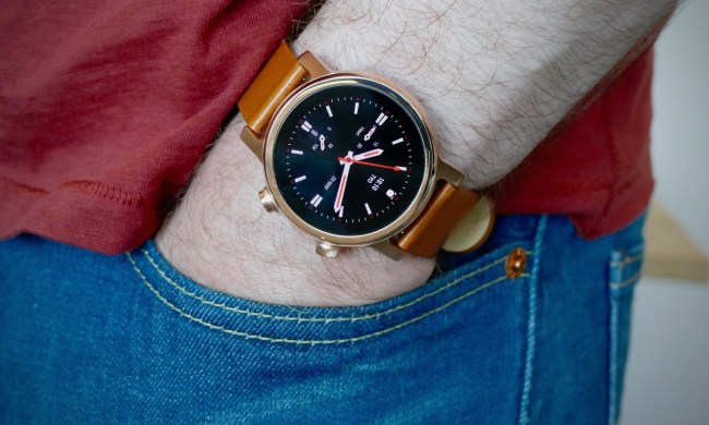 moto 360 2020 smartwatch review front