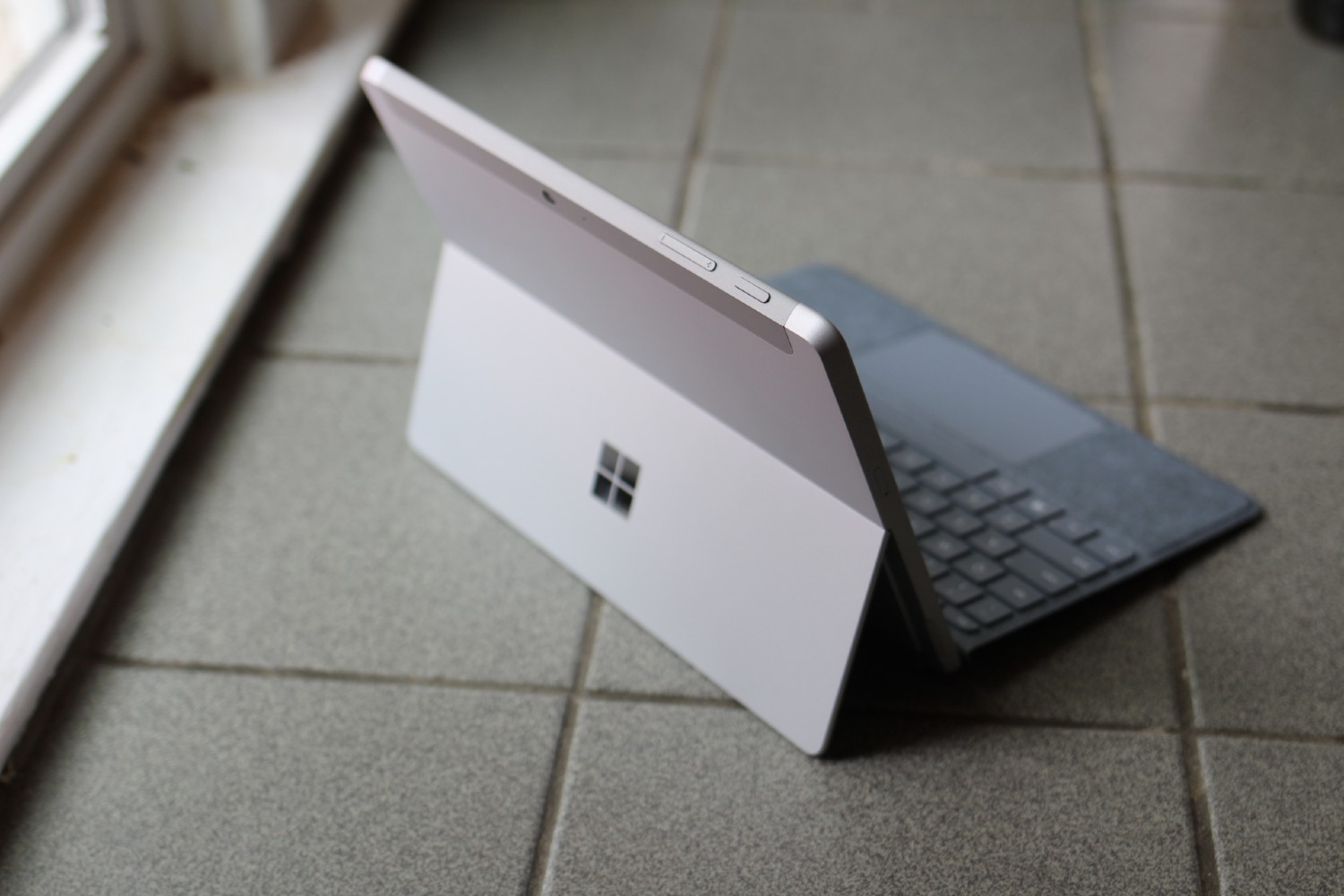 Microsoft Surface Go 2 Review: The Awkward Teenager